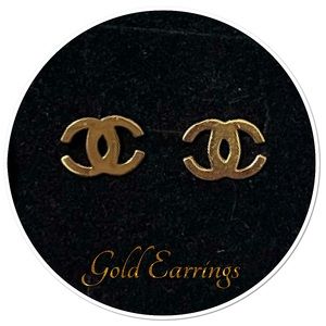 CC Style yellow Gold earrings